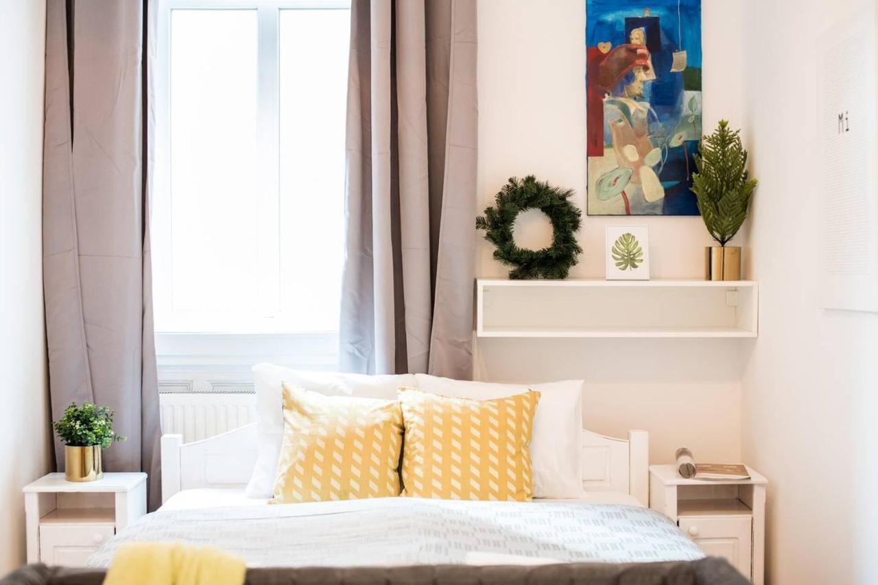 Cosy And Central Apartment With 4 Bedrooms And A/C Budapešť Exteriér fotografie
