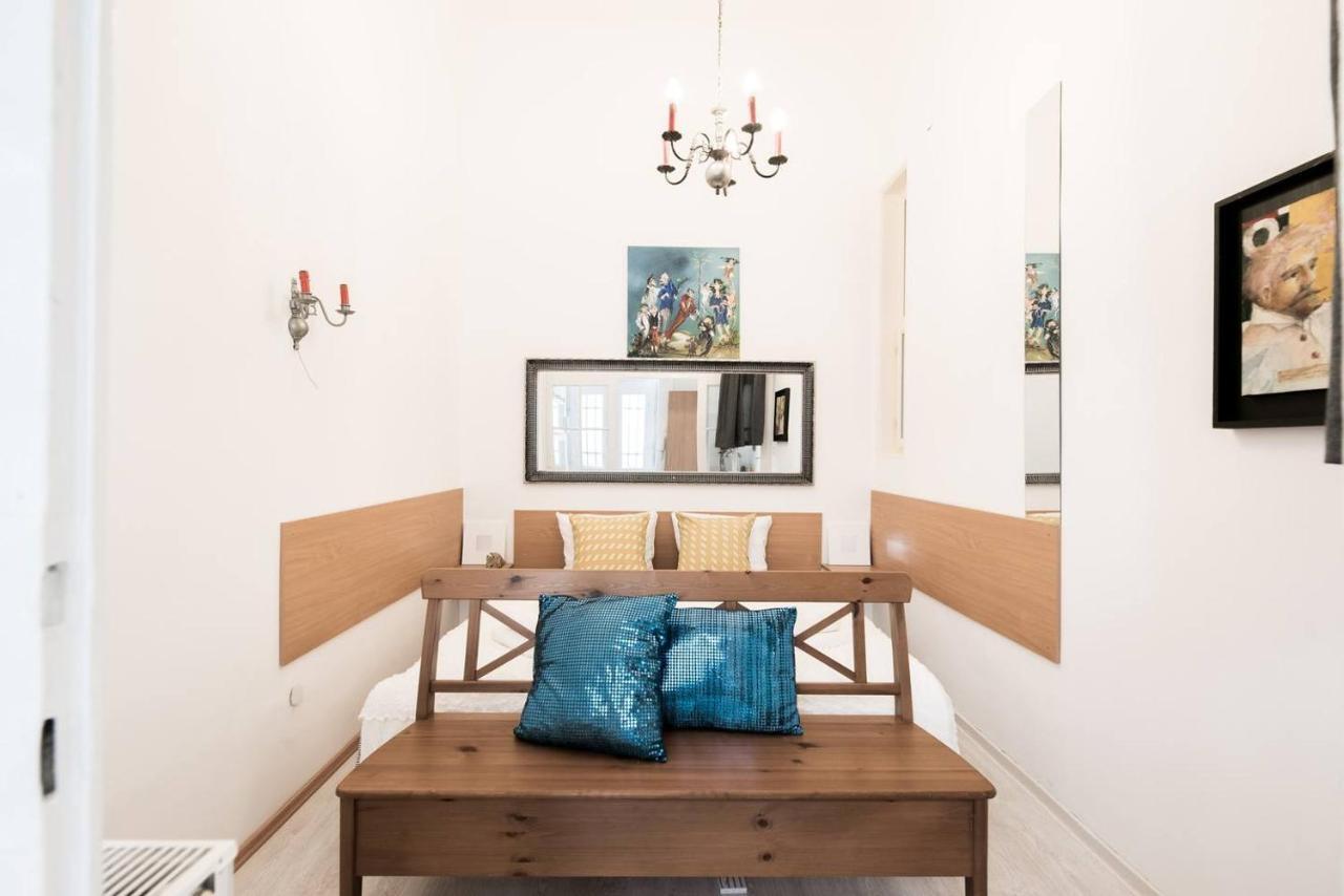 Cosy And Central Apartment With 4 Bedrooms And A/C Budapešť Exteriér fotografie